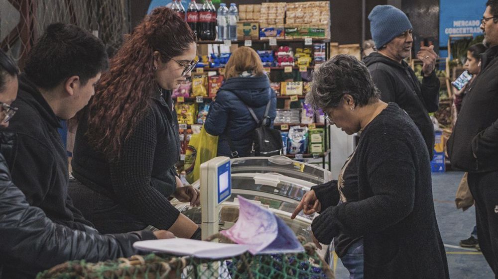 Más de 5 mil vecinos visitaron el Mercado Concentrador municipal