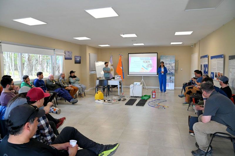 Capacitación a operadores de Turismo Aventura