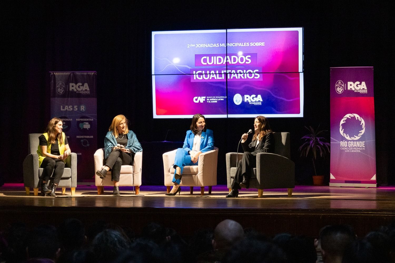 Comenzaron las Segundas Jornadas sobre Cuidados Igualitarios