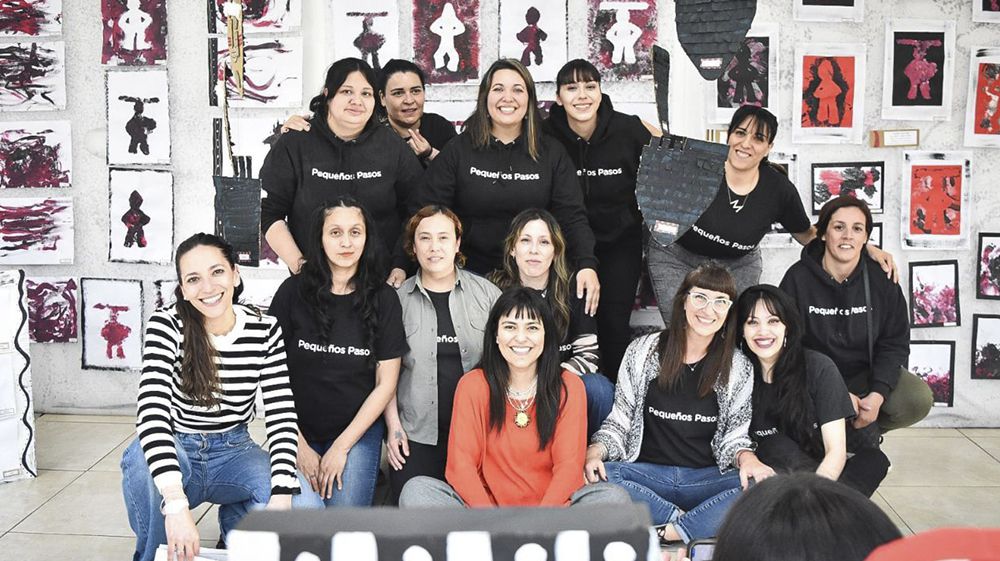 Pequeños Pasos comparte la ‘Muestra de Arte  con Identidad’ en el CCNA