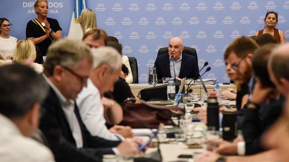 El Gobierno suspendió el tratamiento del Presupuesto 2025