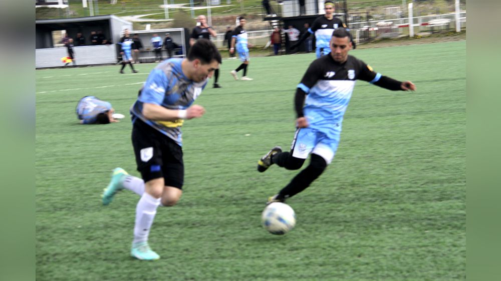 Los Troncos y Camioneros sacaron pasaje a la siguiente fase