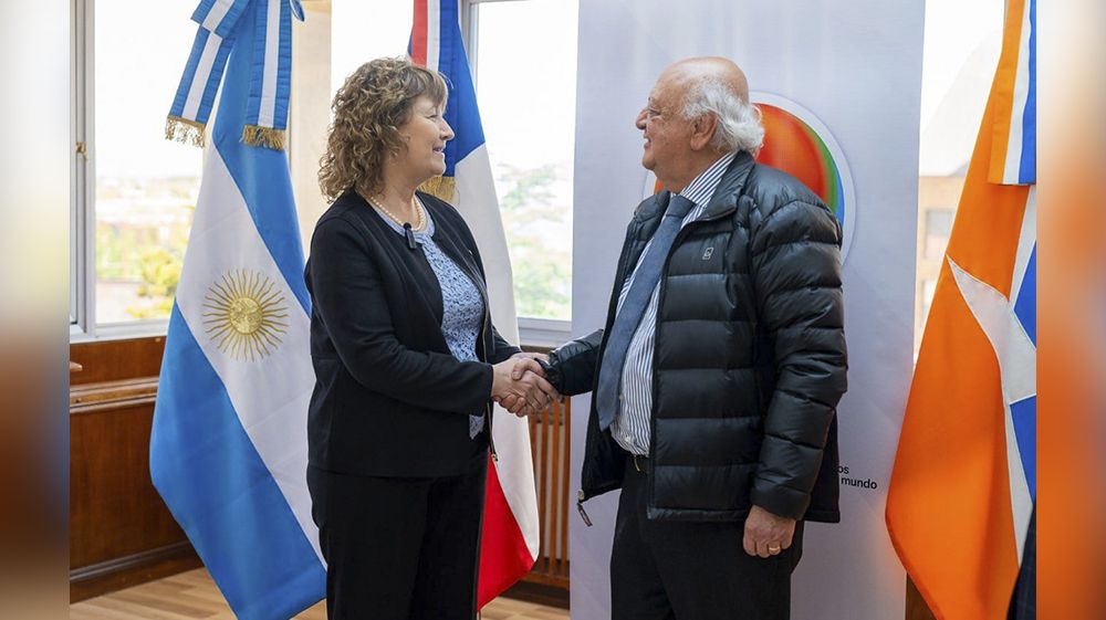 La Vicegobernadora recibió al Embajador de Chile