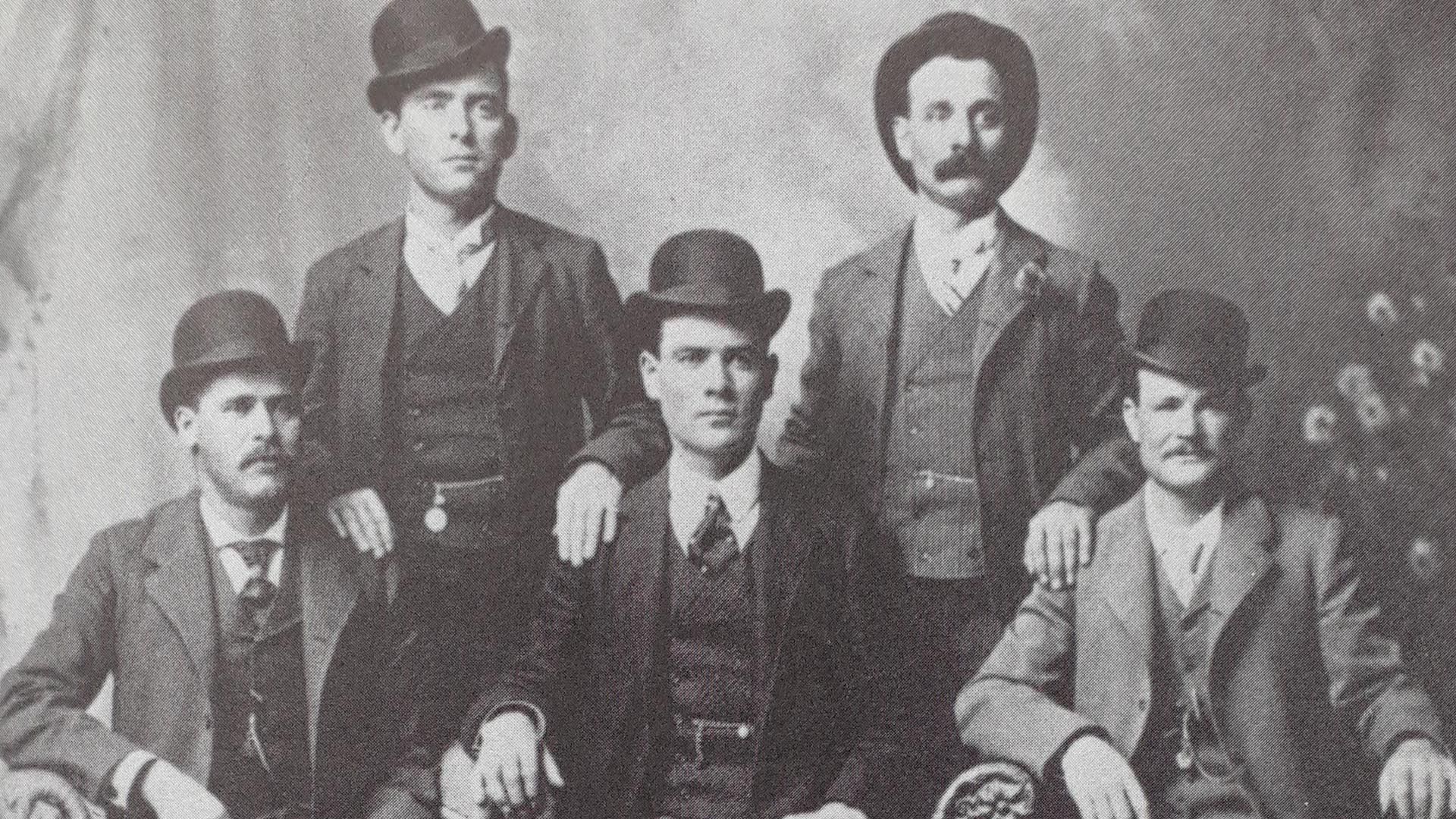 Partida policial pone fin a andanzas de dos norteamerica-nos