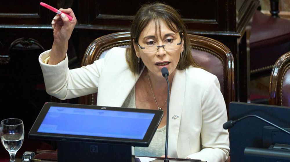 Por la expulsión: “Kueider no puede continuar un día más en su banca”