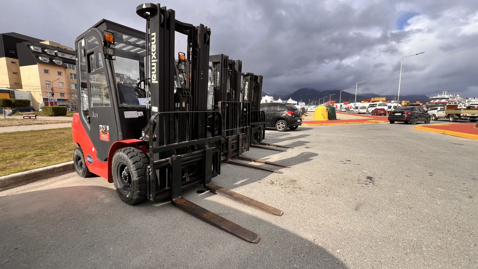 Retroceder nunca, rendirse jamás 