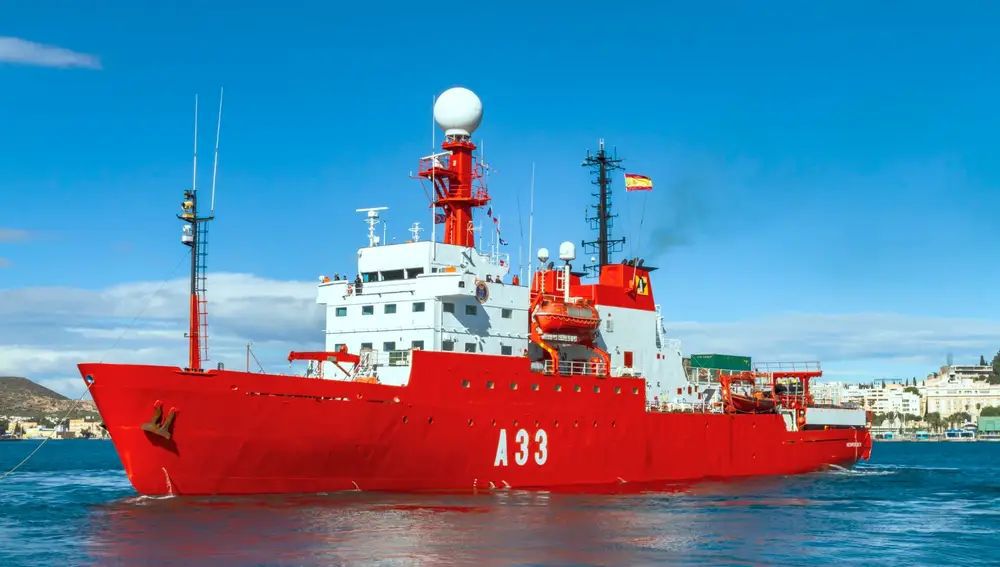 El Hespérides puso proa hacia Ushuaia
