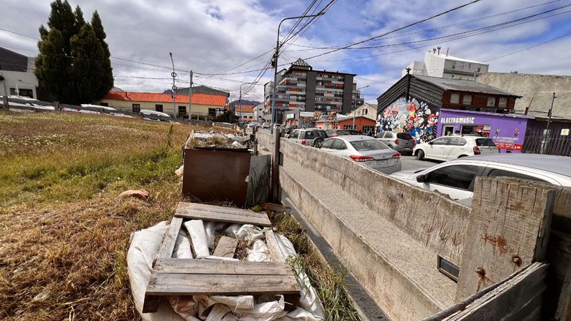 Regresa la Bienal de Basura del Fin del Mundo