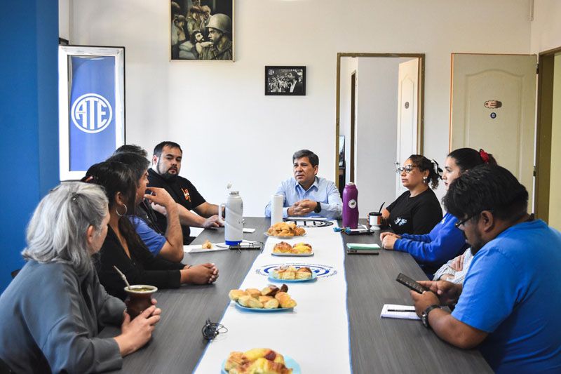 Pino se reunió con ATE por la crisis de OSEF