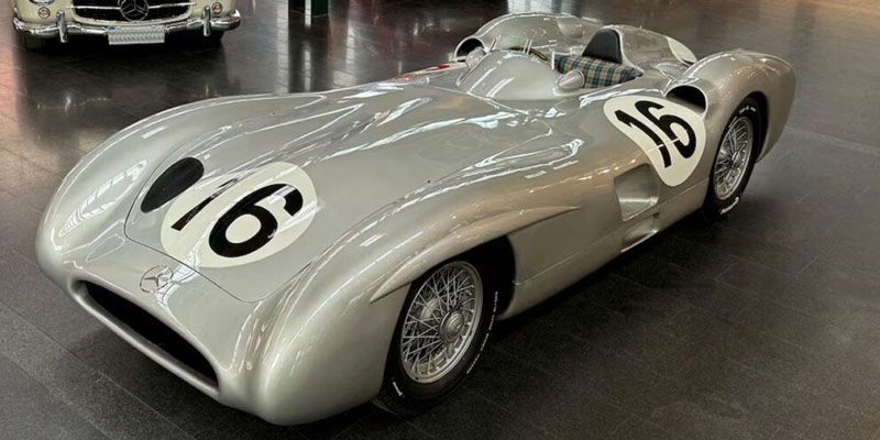 Un auto de Fangio se convirtió en el más caro en la historia de la F1