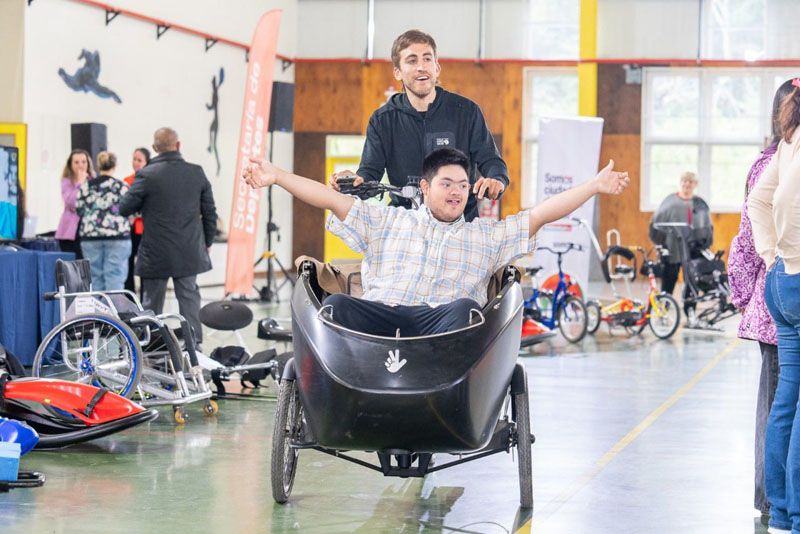 Exhibieron equipo deportivos para personas con discapacidad 