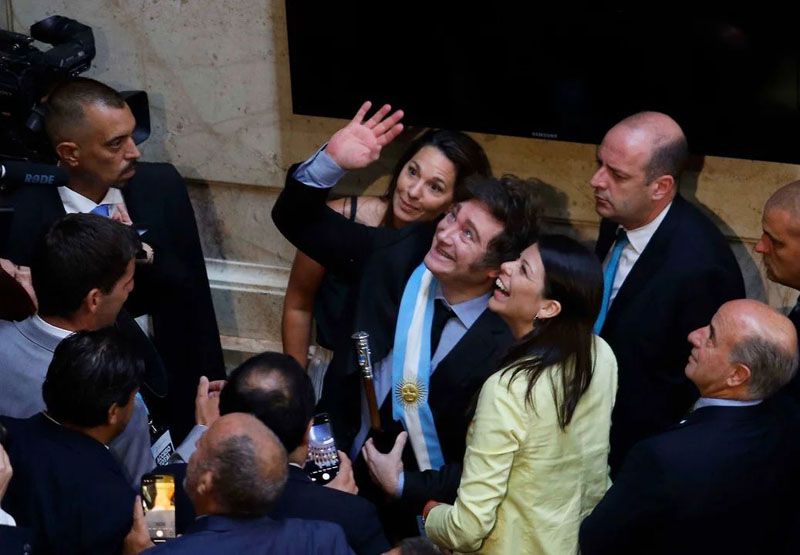 Milei trató al periodismo de 