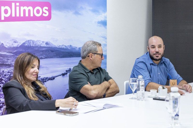 Molina y Manfredotti se reunieron con la Cámara Hotelera y Gastronómica