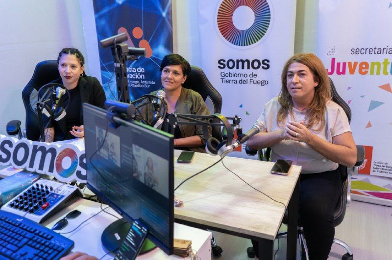 Gobierno inauguró sala de streaming en Tolhuin 