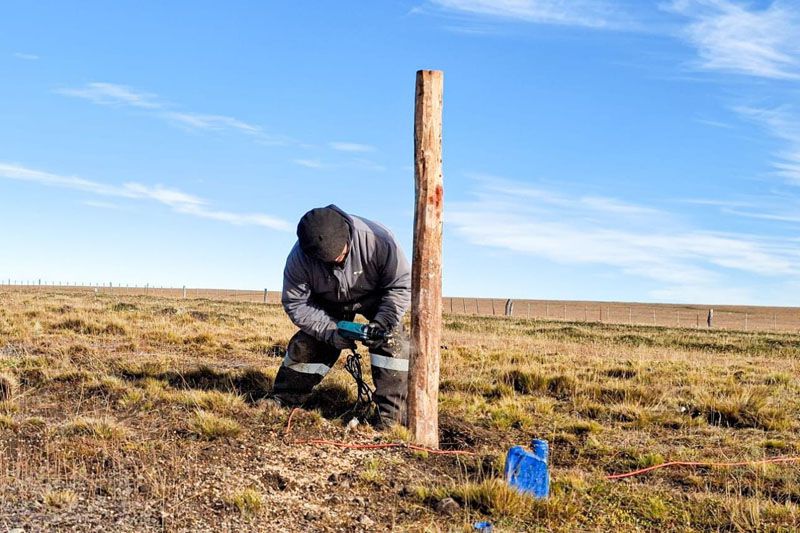 Avanza la construcción del alambrado de seguridad