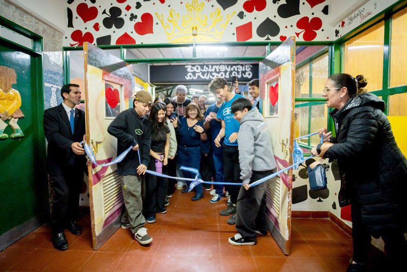 Se reinauguraron las salas de música