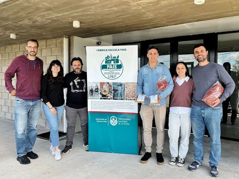 Río Grande fortalece lazos productivos con Buenos Aires