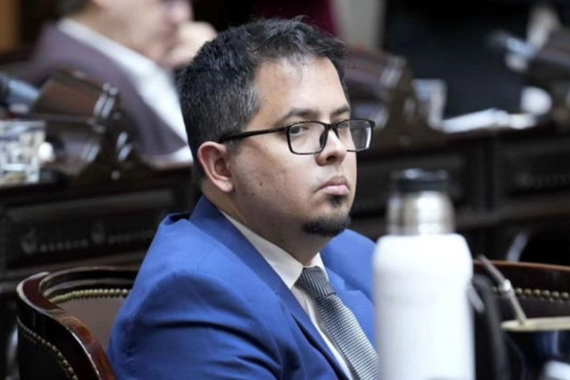 Pauli marcó diferencias con funcionarios nacionales 