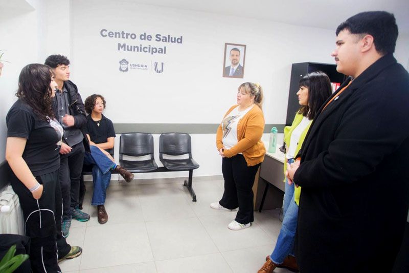 Estudiantes recorrieron el Centro de Salud Municipal