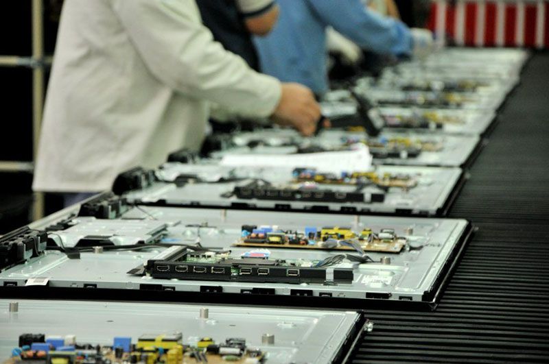 La industria empleó a 8.936 operarios en abril 