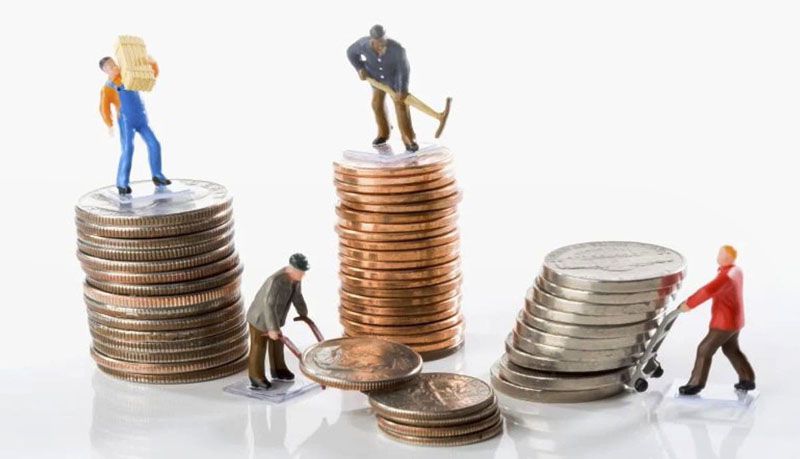 El poder adquisitivo del salario mínimo cayó 32% real en la era Milei