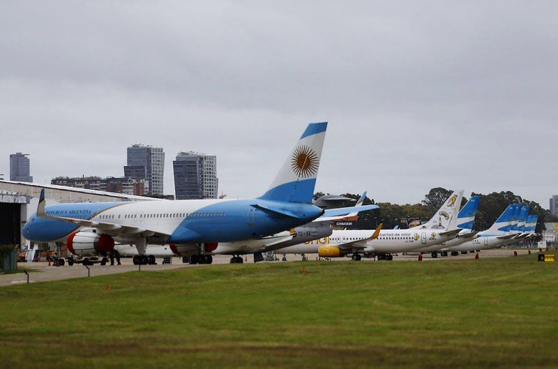 Pilotos de Aerolíneas realizarán un paro el 10 de junio