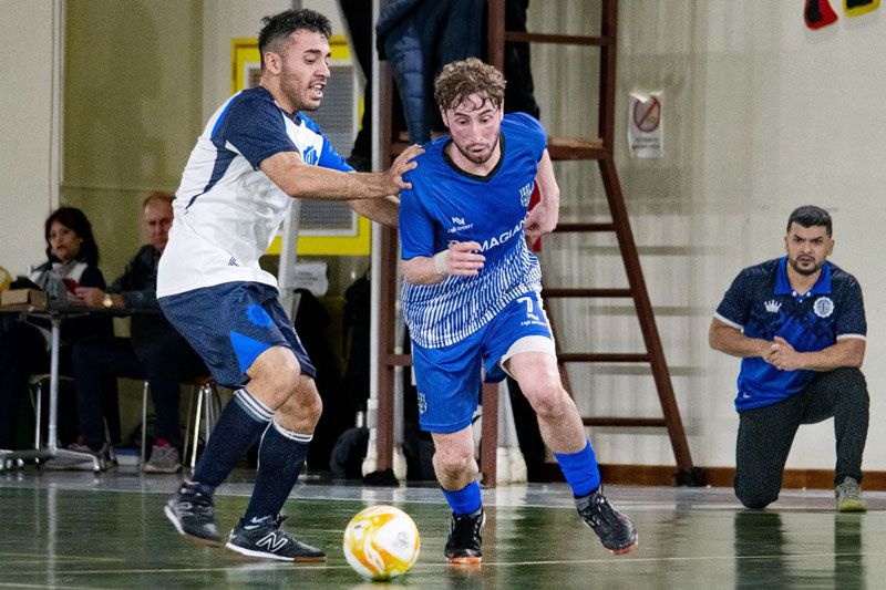 Mercantil lidera en soledad