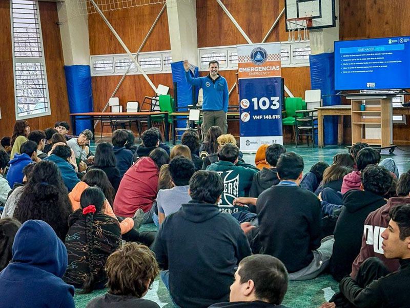 Defensa Civil continúa brindando capacitaciones de prevención sísmica
