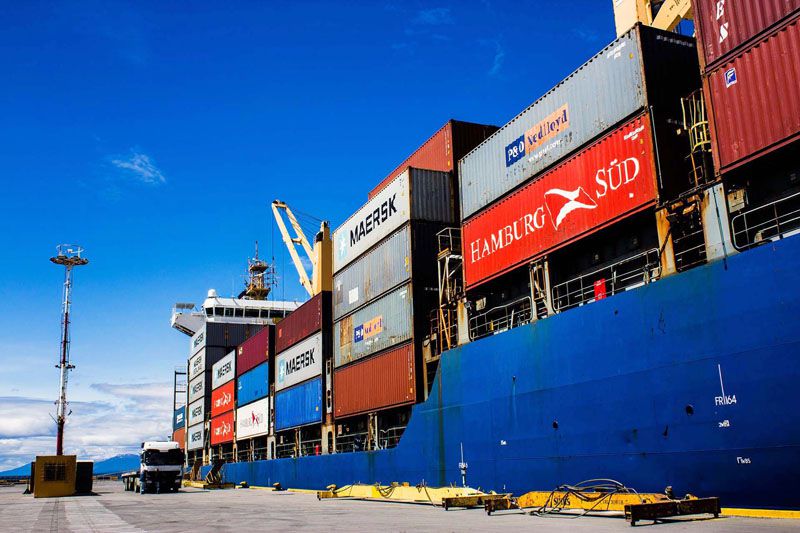 En marzo las exportaciones cayeron un 26,6% 