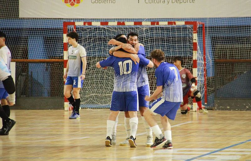 Triunfazo de Mercantil en el debut