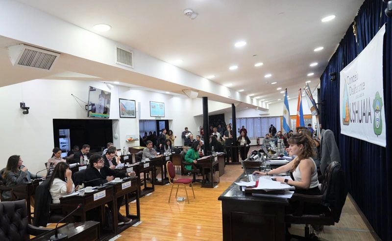Nueva polémica en sesión legislativa