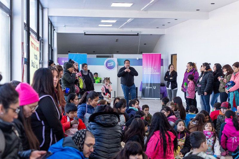 Más de 250 niños participaron en la ‘Marcha por la Lectura’