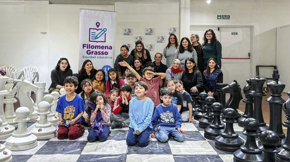 Alumnos de nivel primario participaron en el encuentro ‘Caballito de Papel’