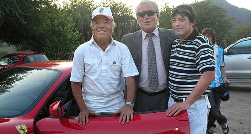 Menem, la Ferrari y el fan: la foto que Prime no mostró