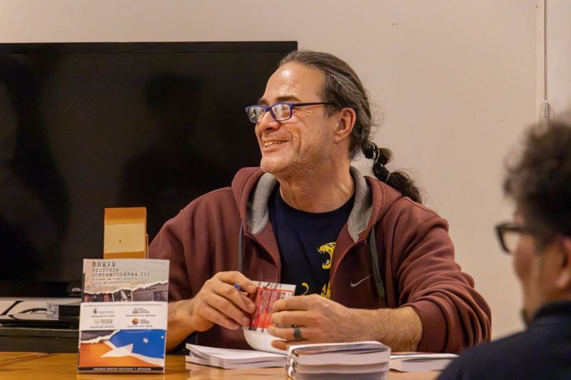 Se presentó el libro ‘Breve Historia Contemporánea, III Edición’