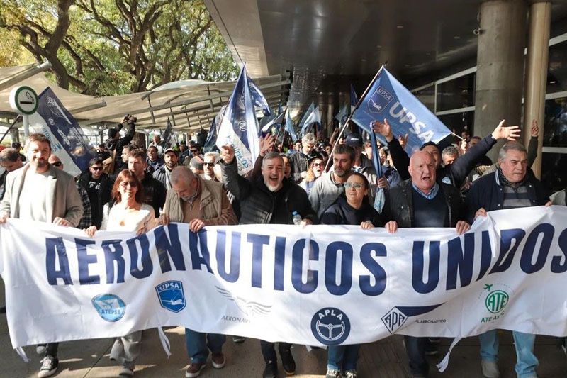 Fuerte advertencia sindical aeronáutica contra el Gobierno