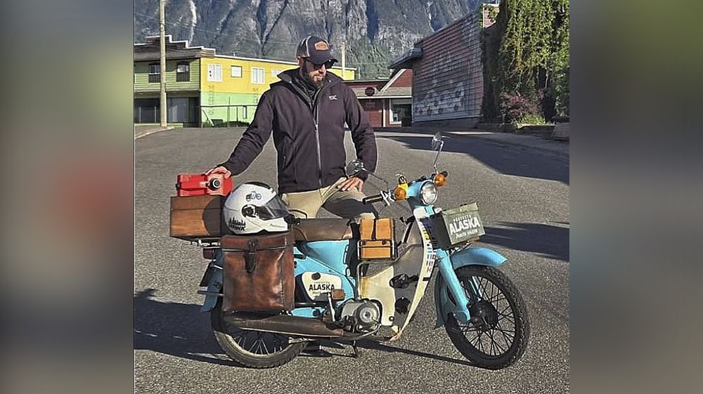 Pablito Viajero: De Ushuaia a Alaska, un soñador sobre dos ruedas