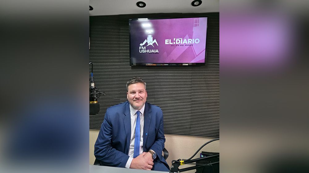 “La Libertad Avanza va con un frente electoral”