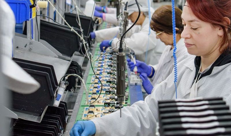 Actualizan proceso productivo para la fabricación de televisores y monitores 