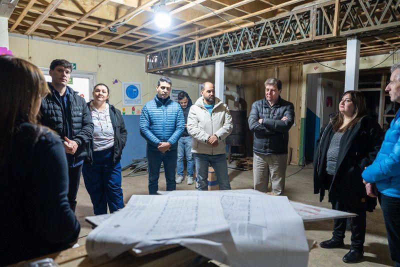El Gobernador recorrió la obra del Centro de Abordaje Integral 