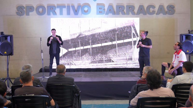 Un estadio bajo tierra y el primer gol olímpico de la historia