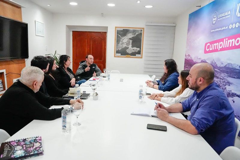La Municipalidad promueve diálogo sobre el futuro del emblemático cartel