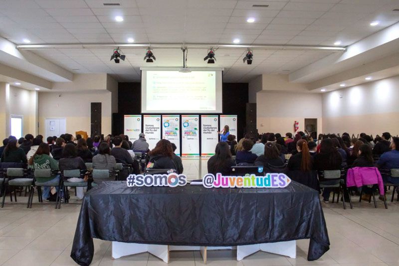  Segunda capacitación en oratoria para más de 150 jóvenes