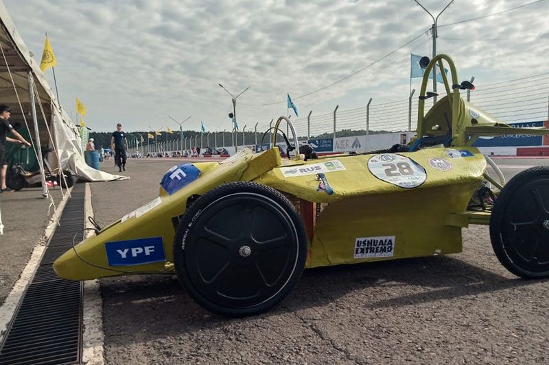 El Colegio Arko lleva dos prototipos al Desafío Eco YPF 