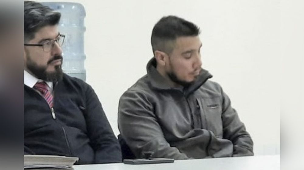 Policía cesanteado por violencia de género