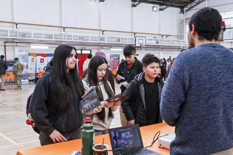 Arrancó el Expo Carreras y Oficios en Tolhuin