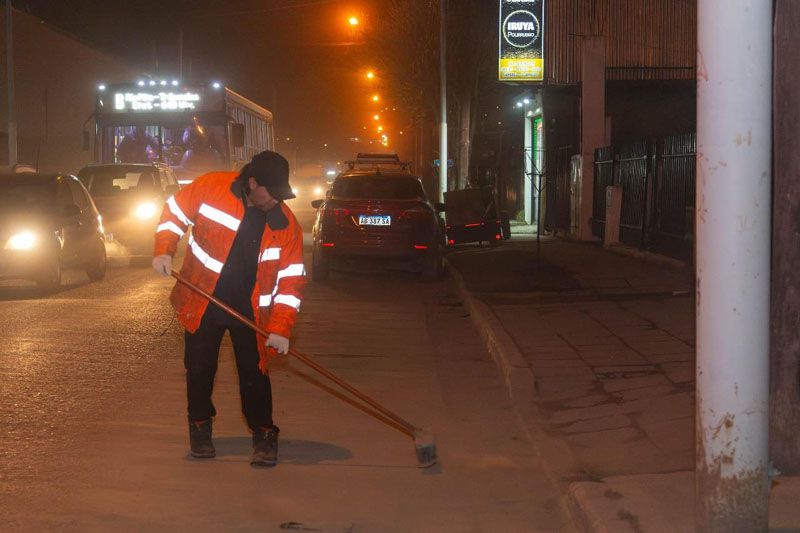 Continúan los trabajos de limpieza en distintos sectores