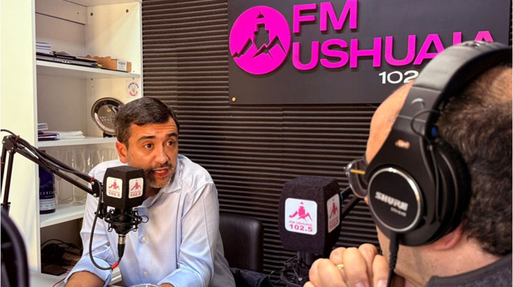 Coto ve un panorama de mitades más que de tercios