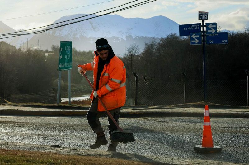 La Municipalidad desarrolla el operativo de limpieza de calles
