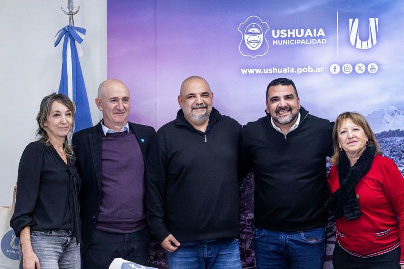 Vuoto firmó convenios para el Plan Municipal de Infancias y Adolescencias